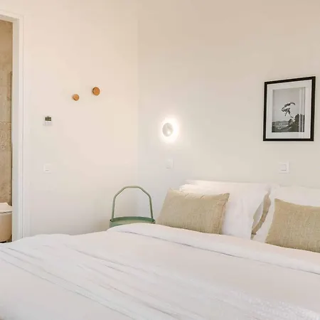 Aria Villa *